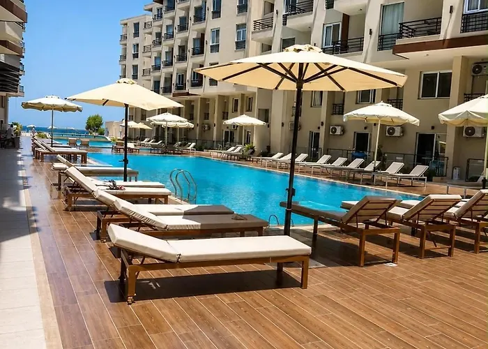 Azure Pearl At Aqua Fun Heart Of